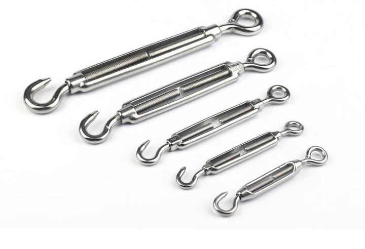 Chinese Factories Specialize in Producing ISO7379 Flat Head Shoulder Bolt M5-M100
