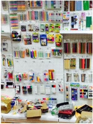 Single Side Metal Decoration Accessories Pegboard Display Stand
