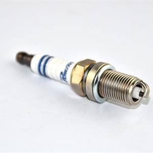 China Auto Parts Spark Plug For NISSAN MERCEDES-BENZ CITROEN/PEUGEOT TOYOTA factory
