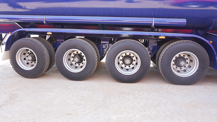 TITAN Hot Sale Tri Axles 40000/42000/45000 Liters Fuel Tanker Trailers Diesel Tanker Semi Truck Trailer for Sale