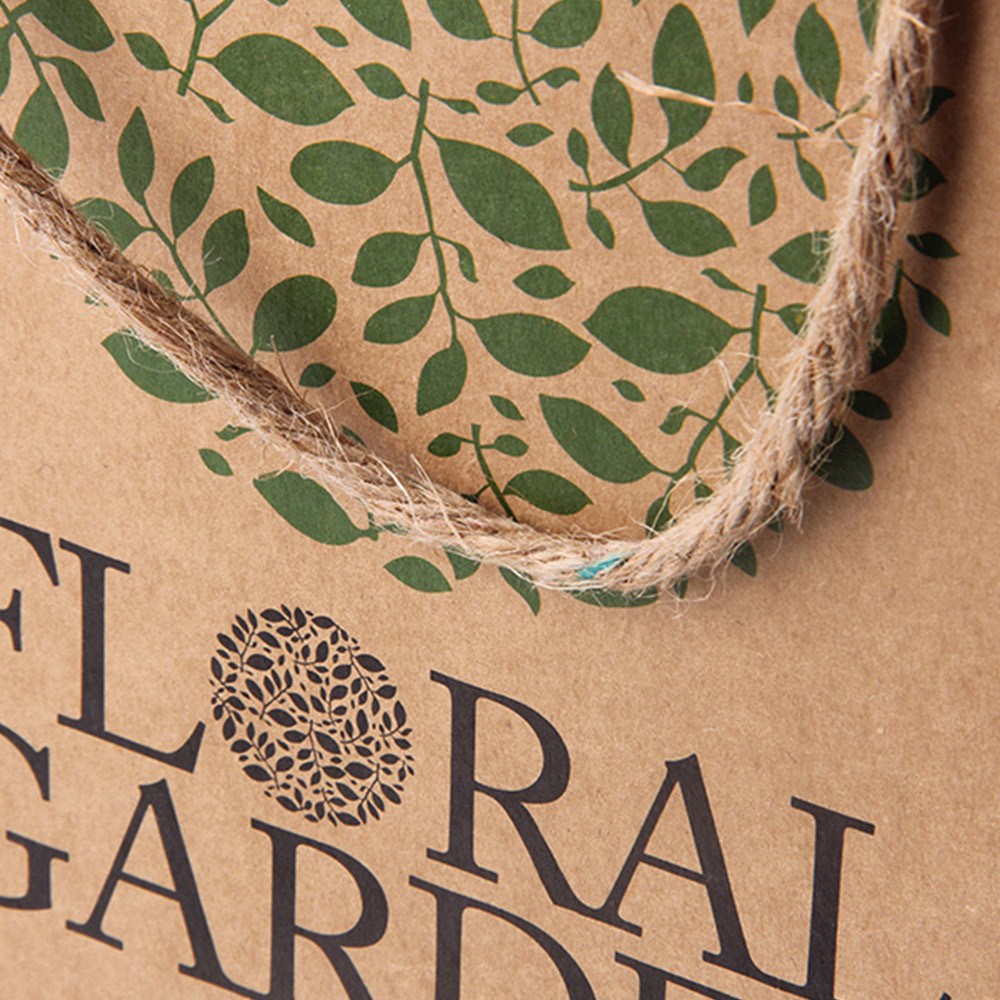 Durable Decorative Custom Retail Shopping Bags , Bulk Eco Friendly Paper Bags