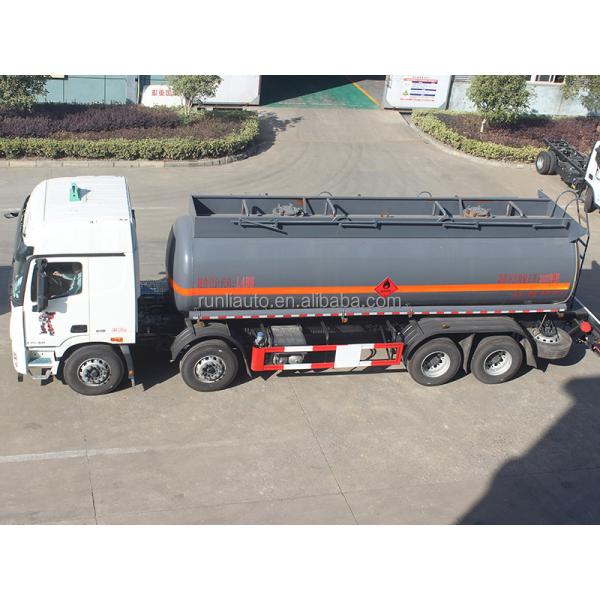 FOTON AUMAN 8x4 24.68cbm Chemical Tank Truck For Flammable Fluid Methanol Ethanol