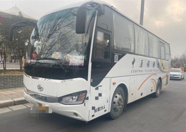220Hp 39 Seats Used Higer Bus 2016 Year 2nd Hand Coach Bus With Euro IV Diesel