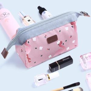 China Travel Portable Multi-Function Pink Printed Korean Toiletry Wash Zip Bag factory