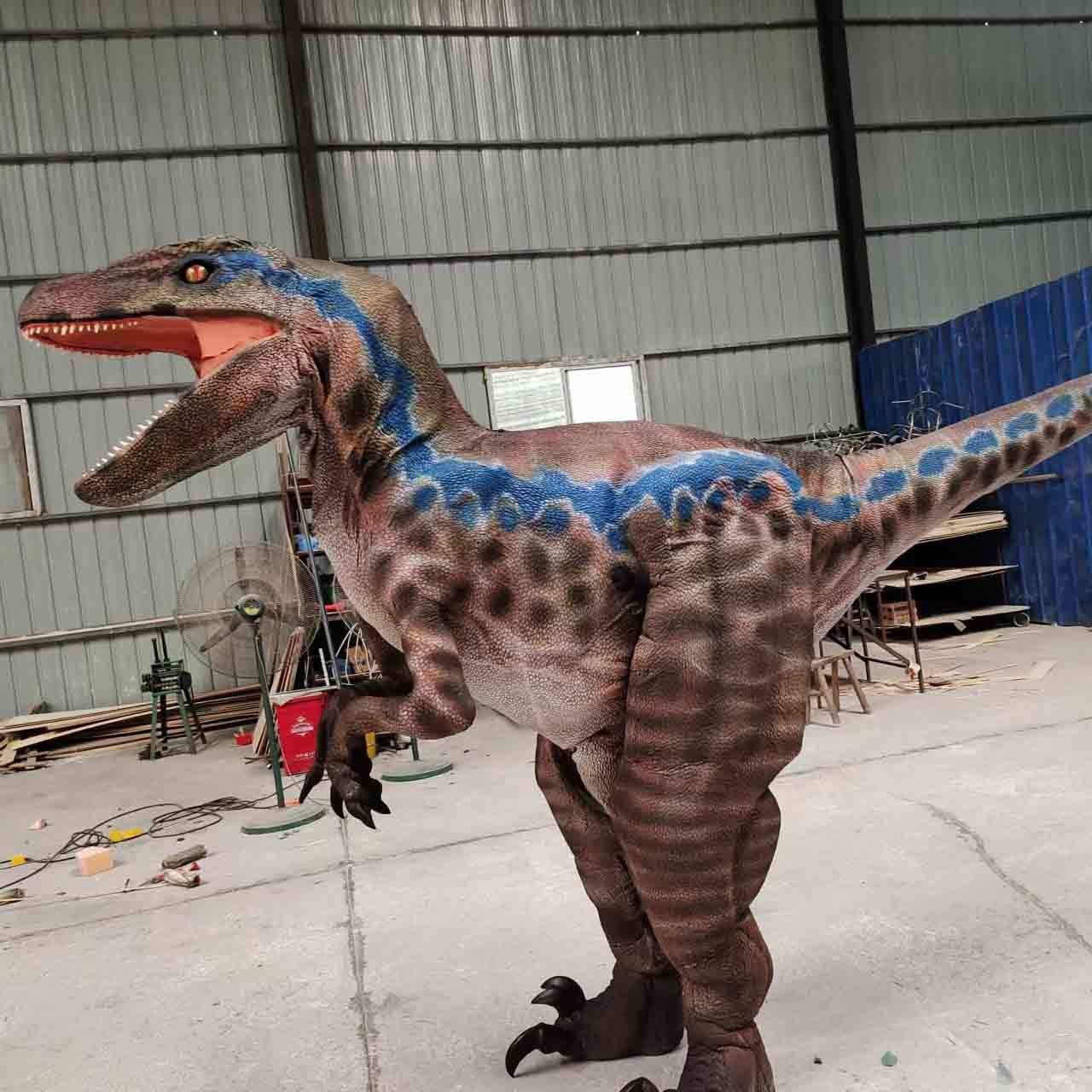 Customization Animatronic Dragons With Spray Smoking Effect Lighting Effects