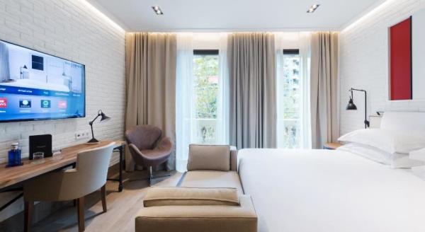 Zambia hotel furniture factory from China by fabric upholstered bed with wood