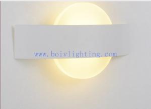 China Classic Selection Persomality Wall Lamp Blak Acrylic Iron 8W factory