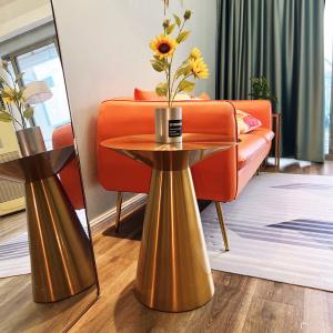 Multifunctional Sofa Side Table With Smooth Round Surface