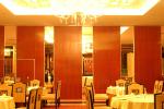 Wooden Surface Sliding Movable Partition Walls , Hotel Folding Room Divider