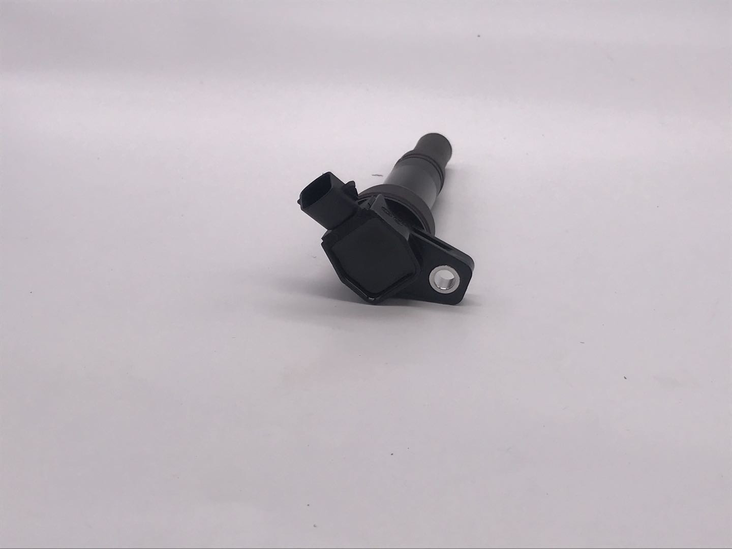 27301-3E100 Car Ignition Coil For Hyundai Elantra Tucson Kia Forte 1.8 2.0L