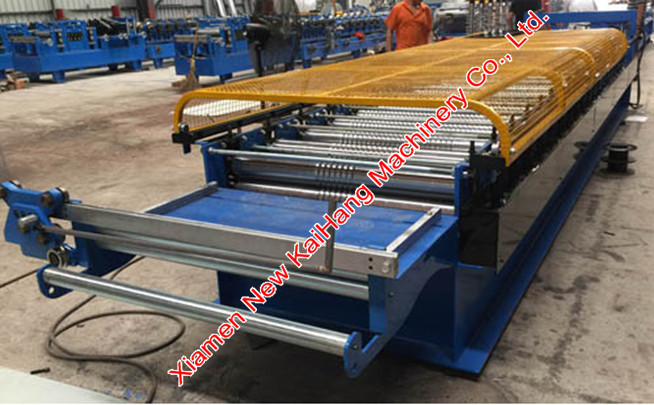 Corrugated Roof Panel Roll Forming Machine 10mm Low Rib For Galvanized Steel