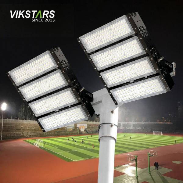 China 50W 100W 150W 200W 250W 300W Aluminum Fin LED Flood Lights IP65 Long Lifespan Good Quality LED High Mast Lights factory