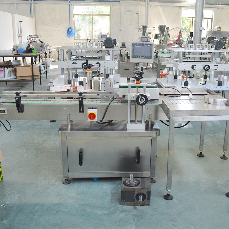 4 Nozzles Automatic Chilli Sauce Packing Machine for Pet Bottle Customizable Design