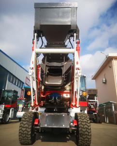China Small Mobile Concrete Mixing Plant 1.5M3 Concrete Mixer Truck Self Loading Type factory