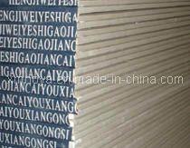 China SGS Certified Fireproof Moisture Resistant Ceiling Gypsum Board with Sound Insulation factory
