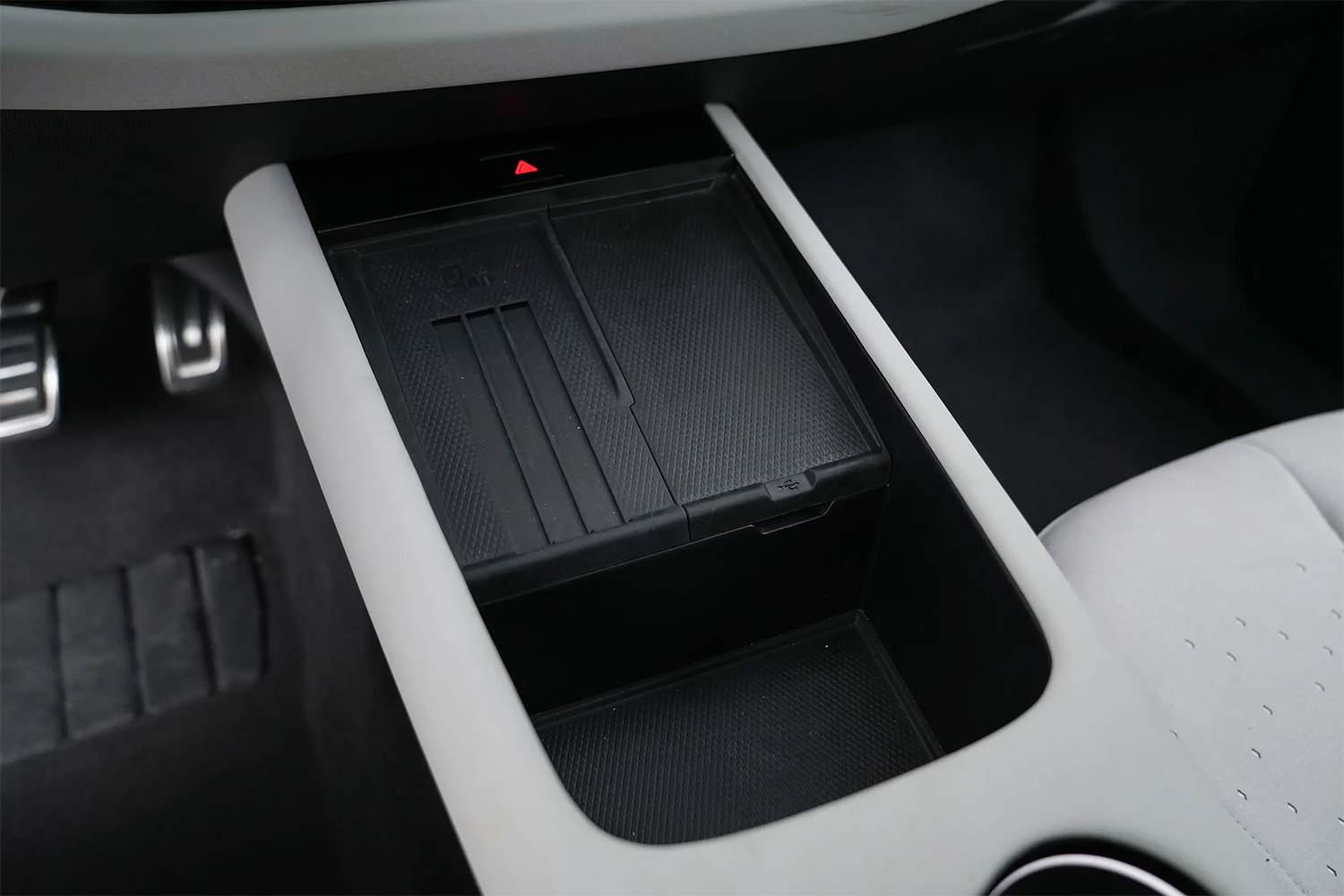 2024 VW ID. UNYX 250kW Max Ultra Energy EV 5-Door 5-Seat Electric Car Crossover 4*4/4WD and Front Independent Suspension