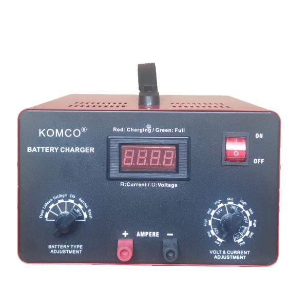China Adjustable Multi Battery Charger 12v With Smart LCD Display Desulfator For Automotive factory