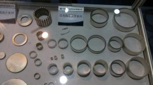 China Ultrasound Piezoelectric Ceramic Discs Piezoceramic Ring Tube PZT5 PZT -8 PZT -4 factory