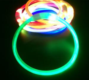 China Night Leather Dog Collars Rechargeable Waterproof Night Glow Dog Collar factory