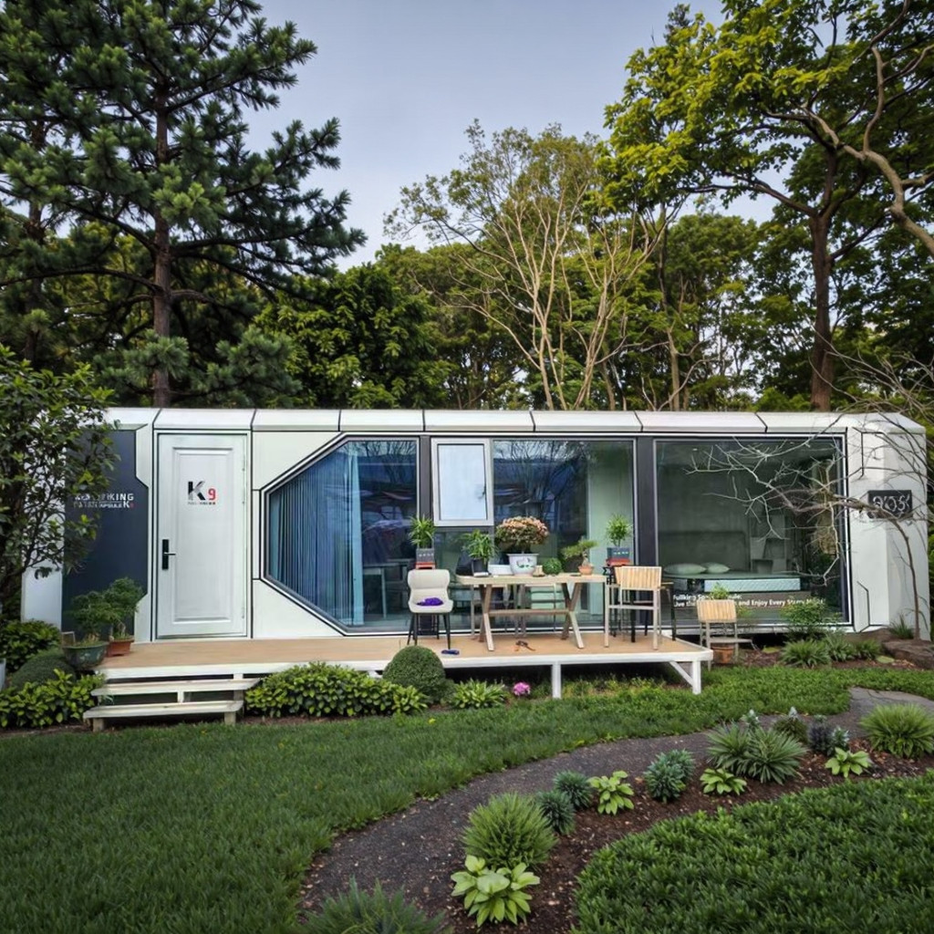 Functional Versatile Capsule House With Kitchen Aluminum Hollow Tempered Glass Doors Windows For Easy Installation