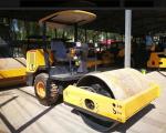Single Drum Hydraulic Road Roller 3.5 Ton Weight With 53KN Exciting Force