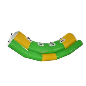 China Custom Park Water Sport 4 Person Flying Fish Inflatable Banana Boat Fun Inflatable Flying Fish Banana Boat factory