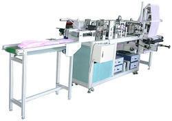 China Professional Non Woven Mask Making Machine High Speed For Dust Face Mask factory