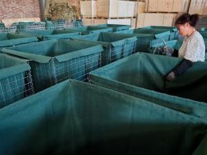 China Brown Etc Defensive Barrier for Galvanized After Welding factory