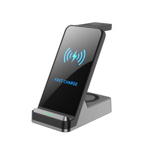 China Customized Logo 15W Max Magnetic Wireless Fast Charger For IPhone 12 / 13 Pro Max factory