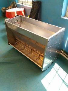 China Double Sided Automatic Pig Feeder Pig Feeding Trough With Water Nipple factory