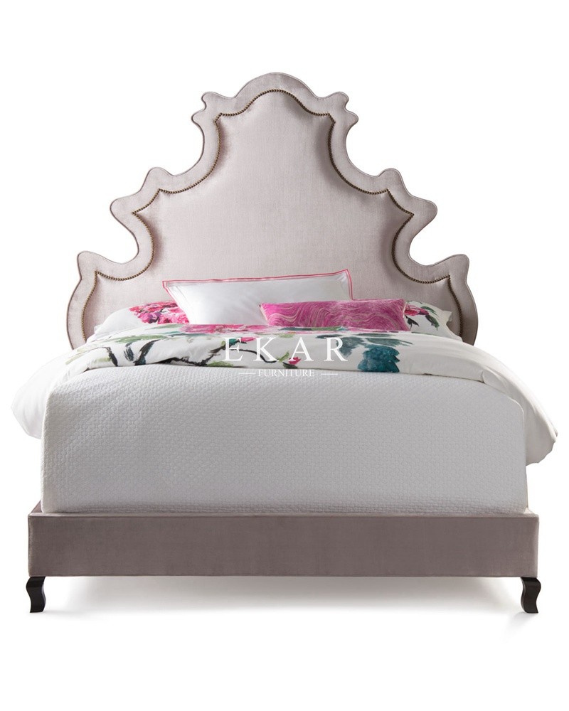 Modern Design Upholstered Velvet Fabric Solid Wood Frame Bed