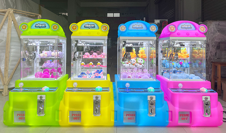 Kids Mini Crane Coin Operated Amusement Park Arcade Game Gift Crane Claw Machine