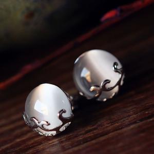 China Sterling Silver White Moon Stone Stud Earrings Vintage Thai Silver Jewelry (E11065) factory
