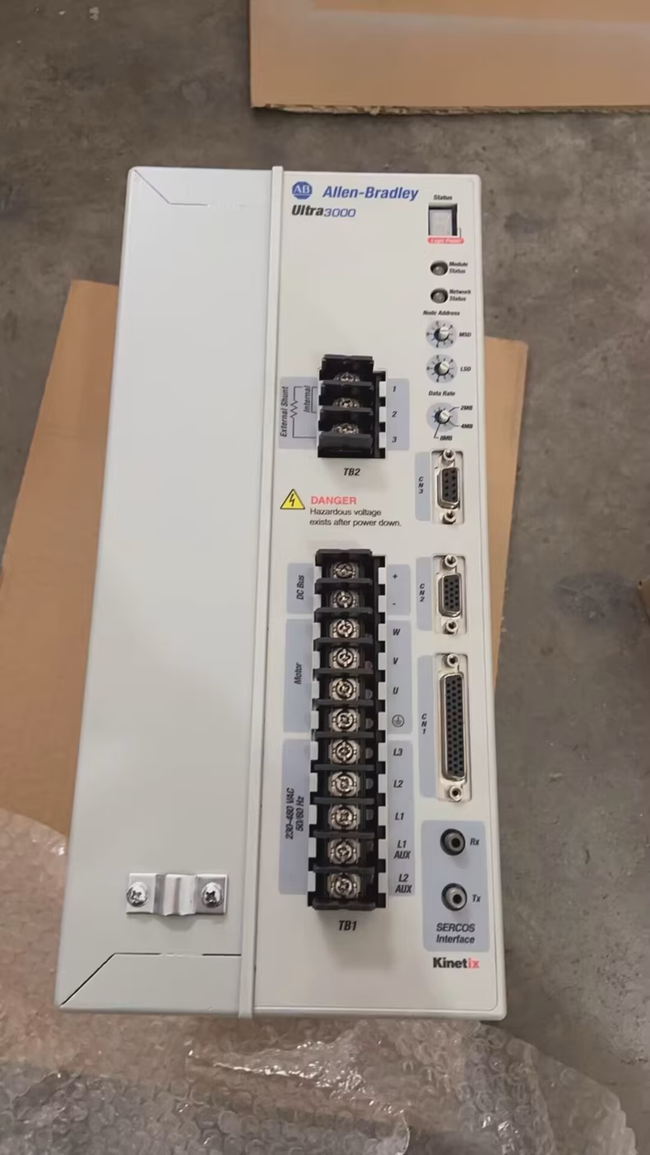 PM862K01 3BSE076940R1 ABB Programmable logic controller (PLC) CPU module