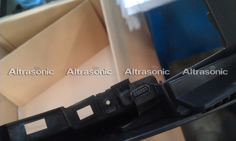 800W Smart Digital Auto Ultrasonic Welding Machine For Car Bumper , Low Noise