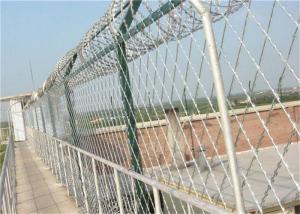 China Concertina Hot Dipped Galvanized Diamond Welded Decorative Razor Barbed Wire Mesh factory