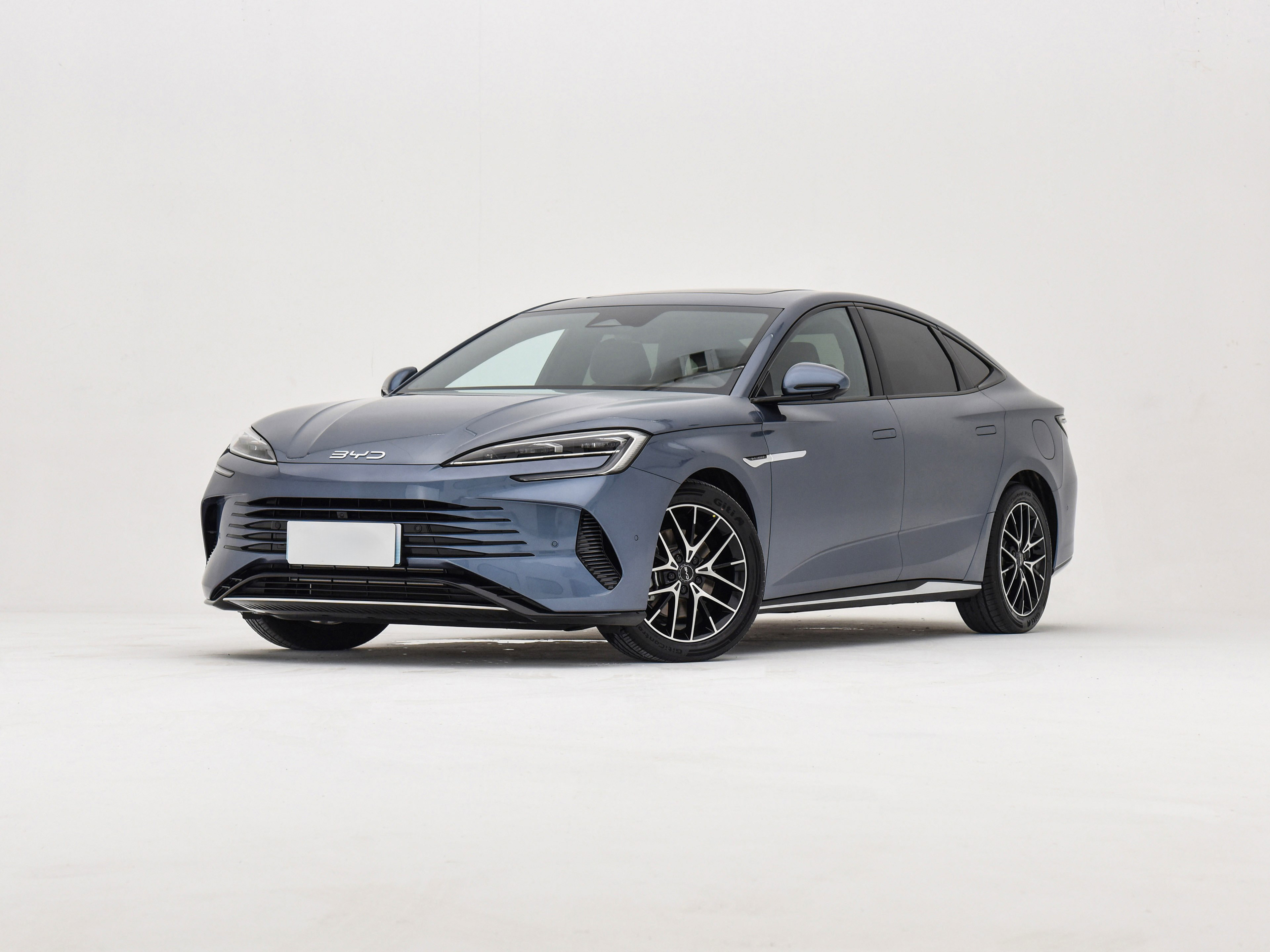 4800*1875*1460 Size Medium Car 2024 BYD Seal DM-i Electric Plug-in Hybrid Left Hand Drive Long Range Chinese Energy Vehicle