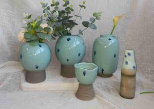 China Factory Direct Supply Classic Handmade Pottery Clay Flower Pot Porcelain Ceramic Statued Vase For Home Decor factory