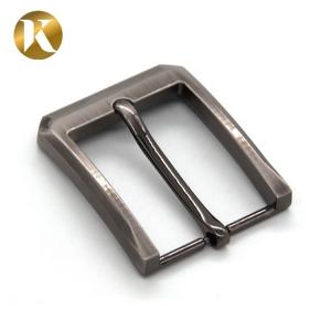 China Popular 35mm Black Pin Belt Buckles With Smooth Surface Treatment factory