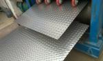 Hot Rolled Checkered Plate Stainless Steel BA 300 Series Stainless Steel Durbar