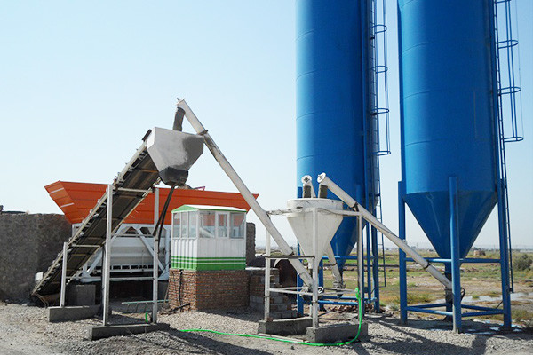 China Cement Hopper 750L 4*7m3 Transit Mix Concrete Plant factory