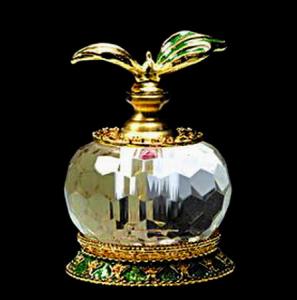 China Elegant Crystal Perfume Bottle factory