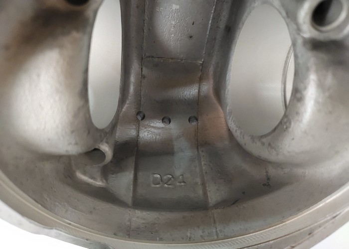6D24 Excavator Engine Parts Piston Pin Snap Ring Cylinder Liner
