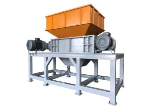 China 6t/h Industrial Waste Shredder , Plastic Shredding Two Shaft Crushing Shredder factory