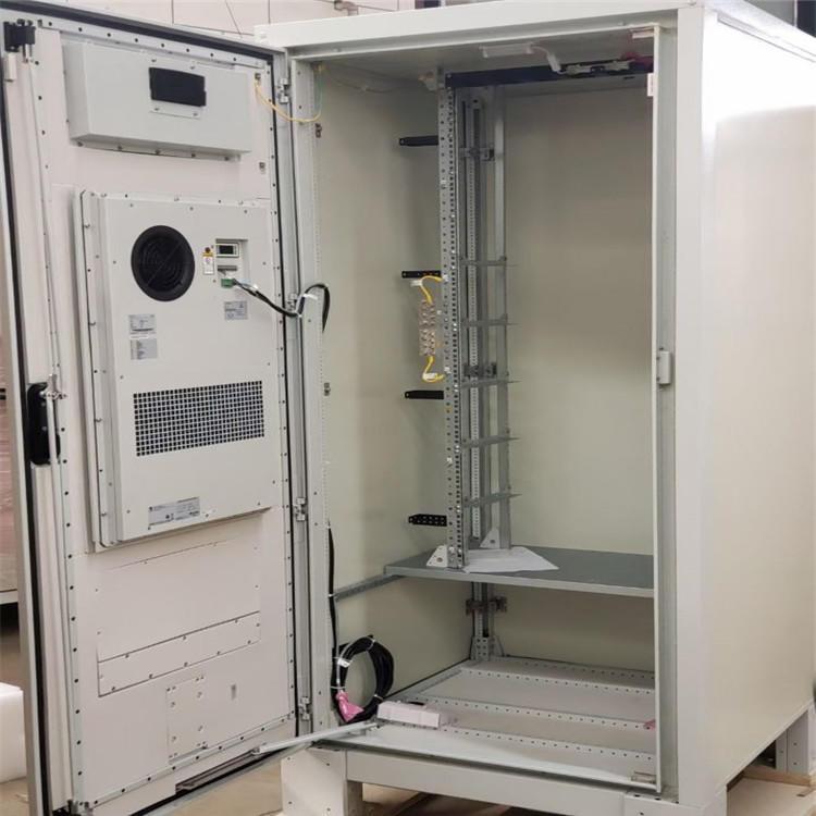 900*900*2200mm ETC Outdoor Telecom Cabinet Anti Theft MTS9510A-AX2102
