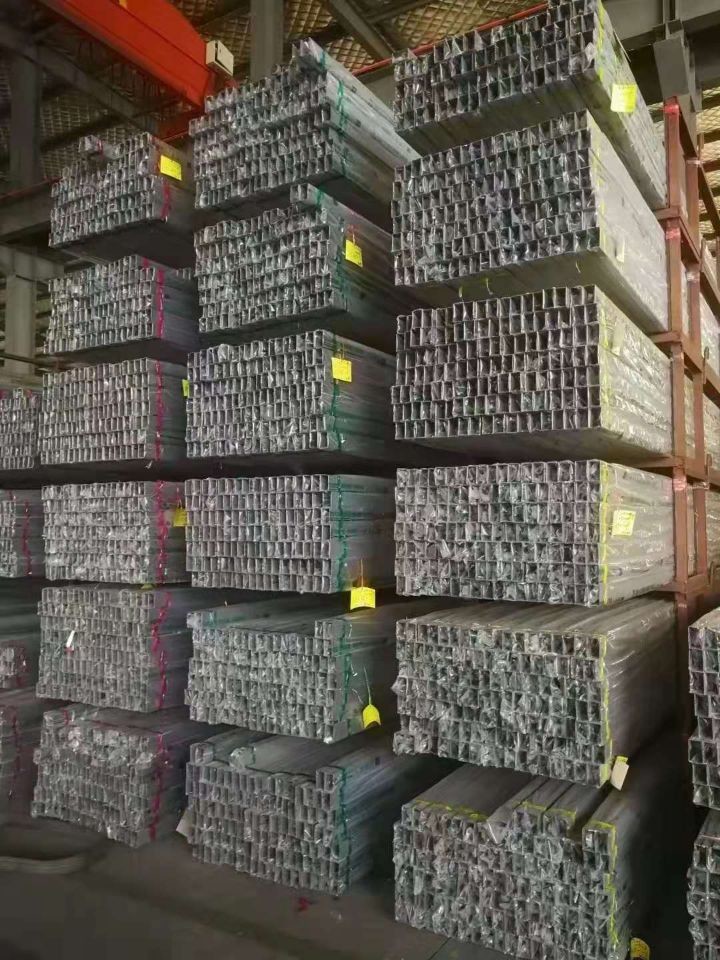 A554 304L Stainless Steel Rectangular Pipe 240 Grit Polished