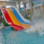 Customizable Rainbow Pool Slide Adult Water Slide Anti Static