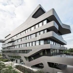 China PVDF Solid Aluminum Facade Panels Polyester Powder Coated 2000x4000mm factory