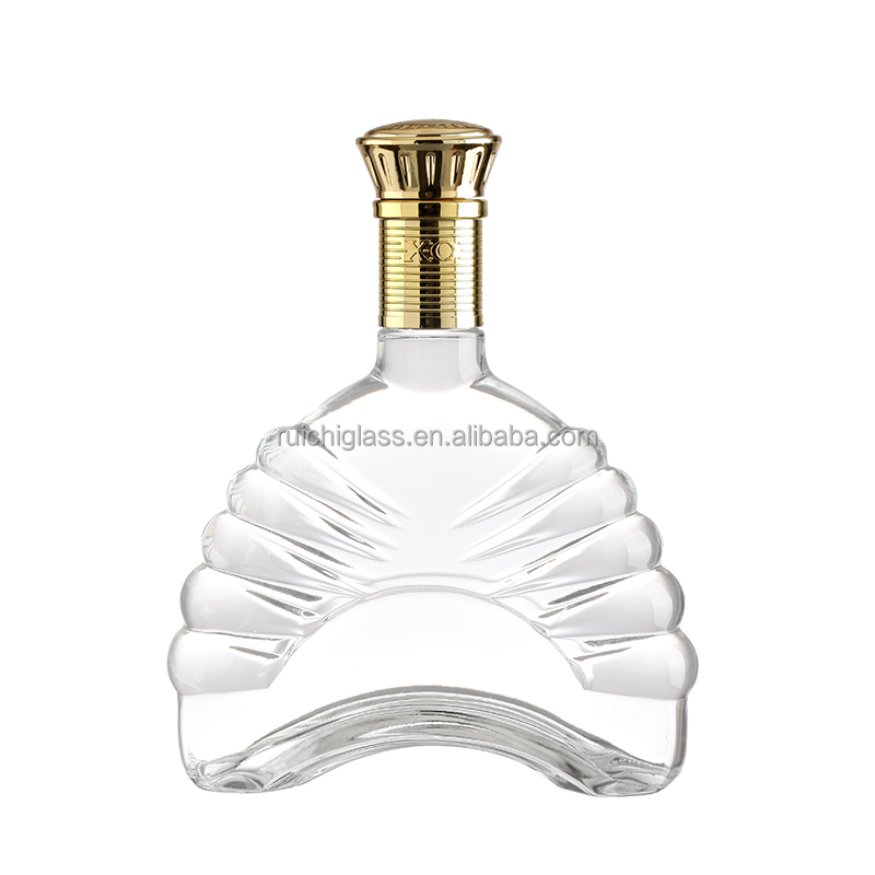 500ml 700ml 750ml Vodka Glass Bottle for Liquor Made of Super Flint Glass Base Material