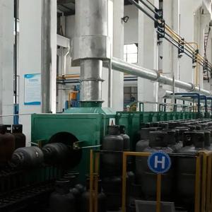 China Semi-Automatic Annealing Furnace For LPG Cylinder 650°C Temperature Of Chamber factory